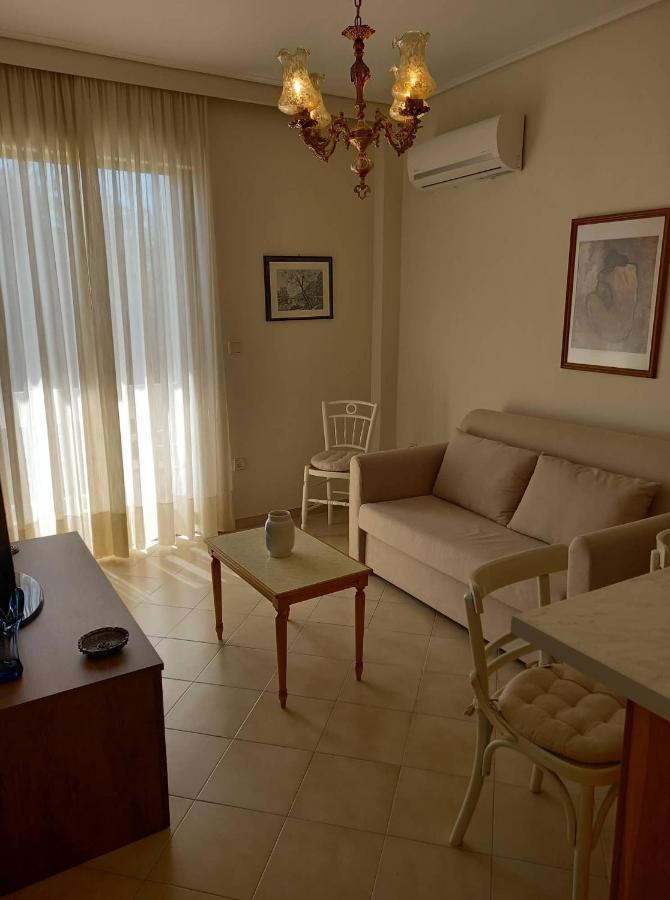Jenny'S Luxury Flat Near The Center & Beach Kalamata Exterior photo